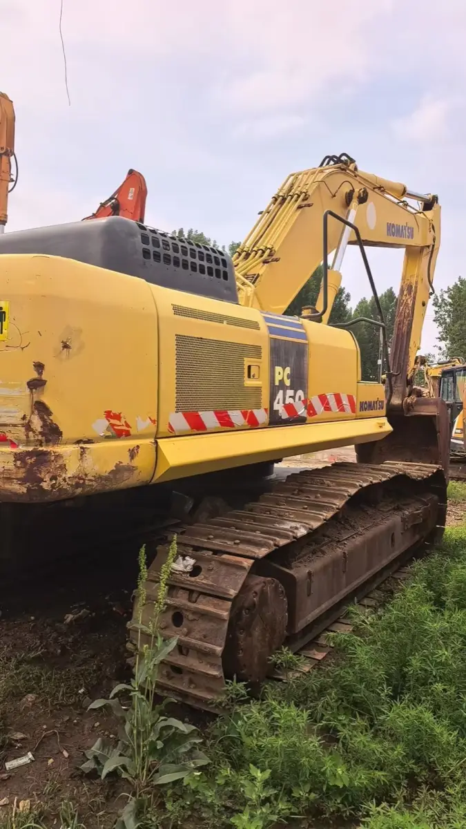 Used Komatsu 450 Excavator photo 1