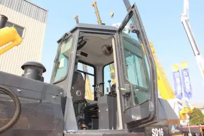 Used Shantui SD16 Bulldozer photo 6