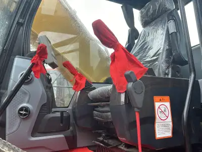 Used SANY SY215C Excavator photo 7