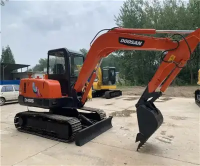 Used Doosan DH55 Mini Excavator photo 2