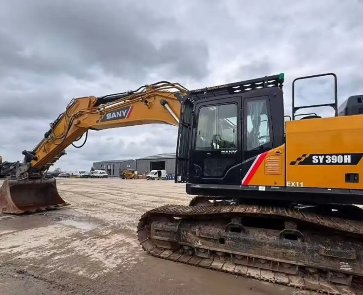 Used SANY 390 Excavator photo 1