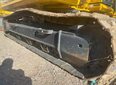 Used Komatsu PC375 Excavator photo 4
