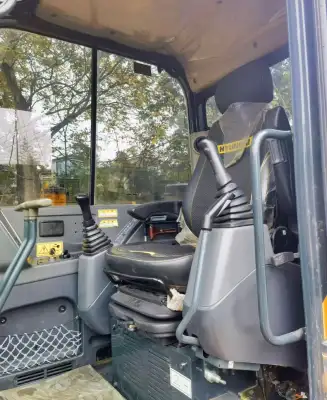Used Hyundai HX60 Mini Excavator photo 8