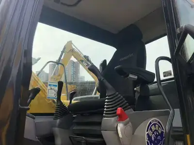 Used Komatsu PC130-7 Excavator photo 4