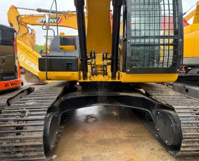Used Hyundai 305LC-7 Excavator photo 11