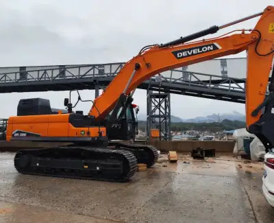 Used Doosan DX380 Excavator photo 9
