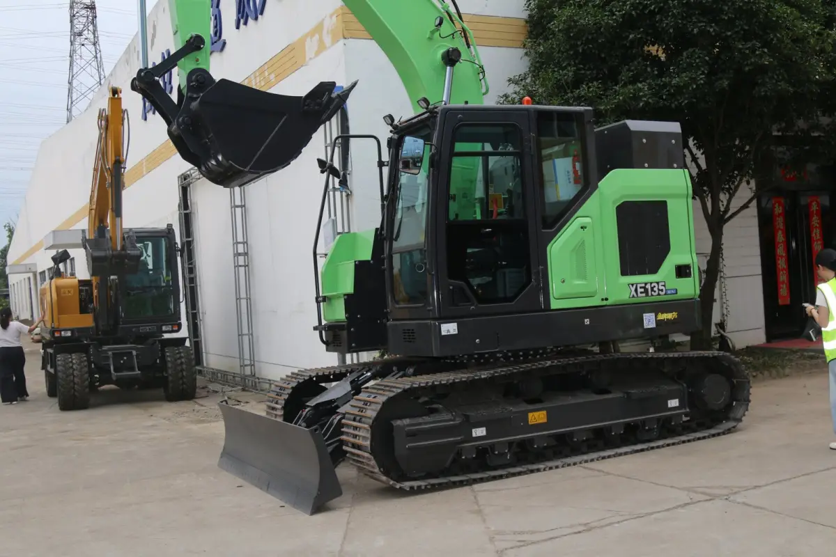 New XCMG XE135 Electric Excavator photo 1