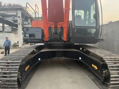 Used Hitachi 470 Excavator photo 6