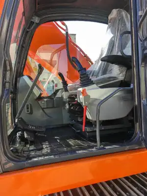 Used Doosan DX225 Excavator photo 7