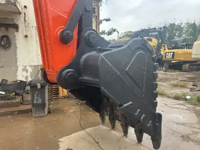 Used Doosan 340 Excavator photo 3