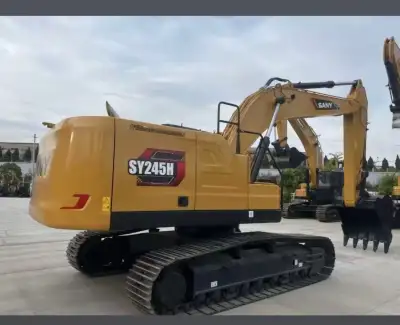 Used SANY 245H Excavator photo 2