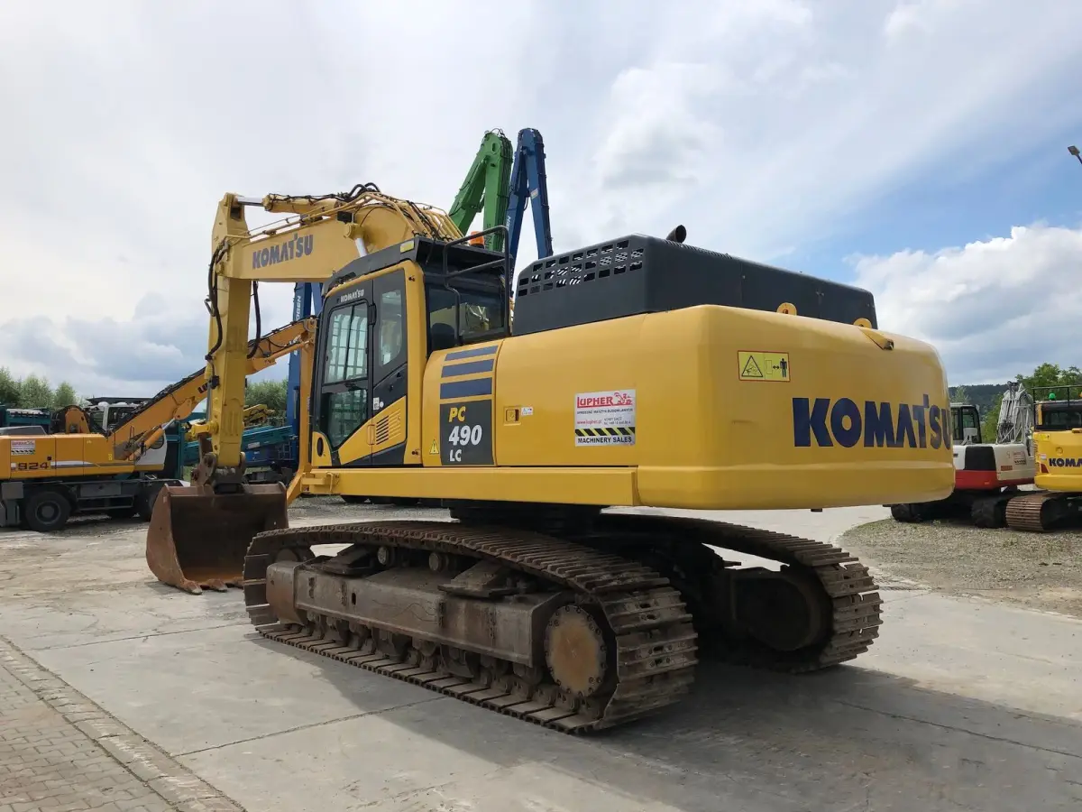 Used Komatsu PC490LC-10 Excavator photo 1