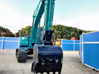Used Kobelco SK210 Excavator photo 3