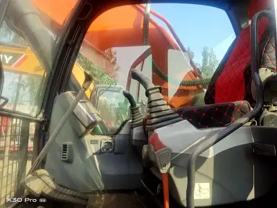 Used Doosan DX340LC Excavator photo 5