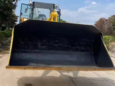 Used Komatsu WA320 Wheel Loader photo 5