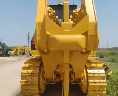 Used Shantui SD32 Bulldozer photo 2