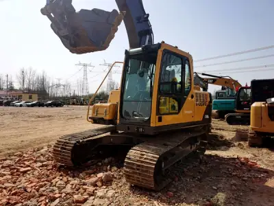Used Volvo EC140DL Excavator photo 3