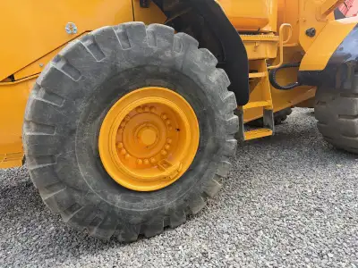 Used Volvo L150E Wheel Loader photo 2