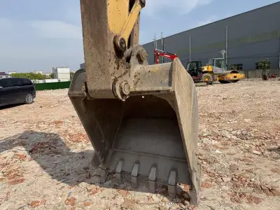 Used Caterpillar 320GC Excavator photo 6