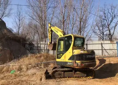 Used Hyundai 60-9 Mini Excavator photo 10