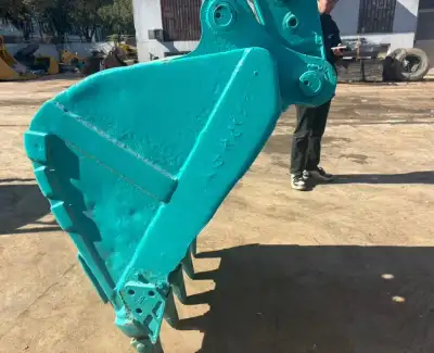 Used Kobelco 135 Excavator photo 8