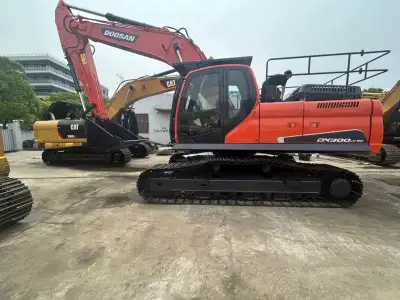 Used Doosan DX300 Excavator photo 9