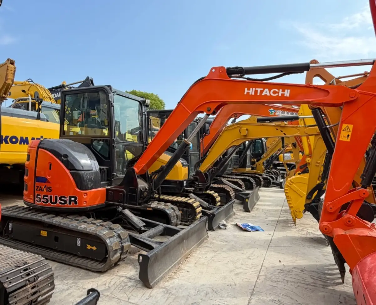 Used Hitachi 55 Mini Excavator photo 1