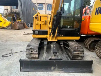 Used Caterpillar 305.5E2 Mini Excavator photo 8