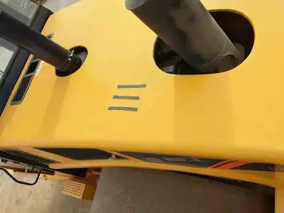 Used LiuGong CLG6327 Road Roller photo 4