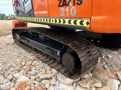 Used Hitachi ZX210-3 Excavator photo 7