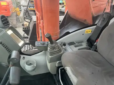 Used Hitachi 470 Excavator photo 9