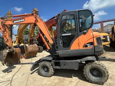 Used Doosan DX60W Mini Excavator photo 11