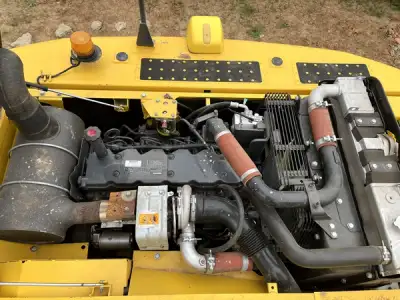 Used Komatsu PC200-8 Excavator photo 8