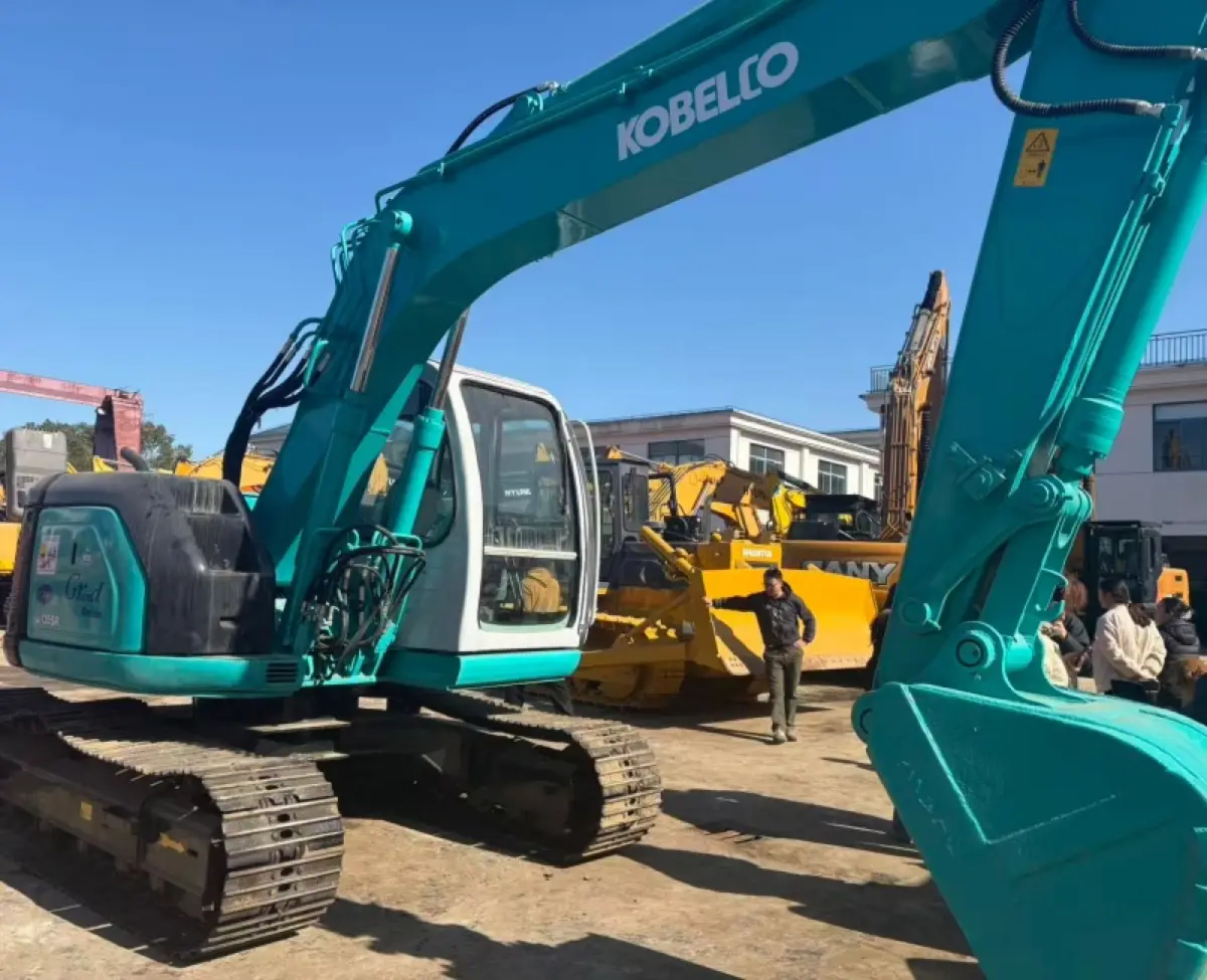 Used Kobelco 135 Excavator photo 1