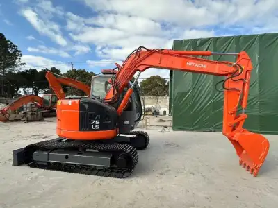 Used Hitachi ZX75US-A Mini Excavator photo 3
