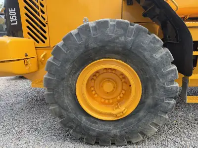 Used Volvo L150E Wheel Loader photo 3