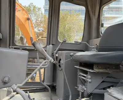 Used Caterpillar D6D Bulldozer photo 9