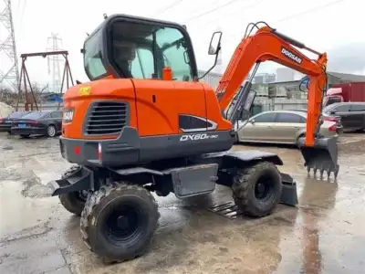 Used Doosan DX60W-9C Wheeled Excavator photo 3