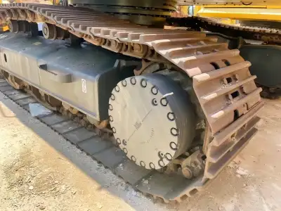 Used Komatsu PC270 Excavator photo 4