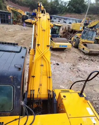 Used Hyundai R215-7 Excavator photo 3