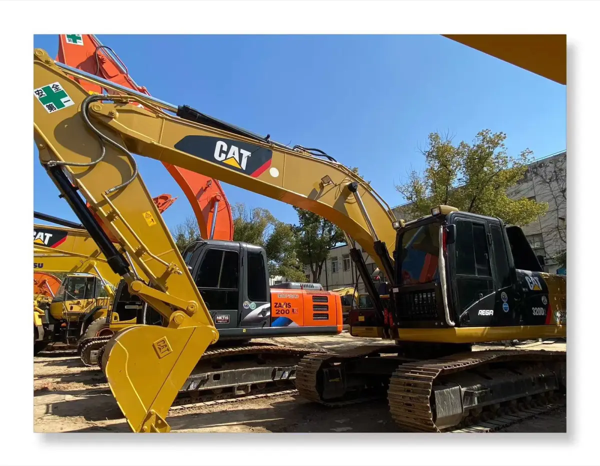 Used Caterpillar 320D Excavator photo 1