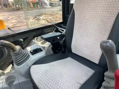 Used Hitachi ZX55 Mini Excavator photo 11