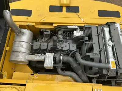 Used Komatsu PC220-7 Excavator photo 7