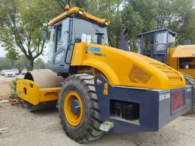 Used XCMG XS263J Road Roller photo 2