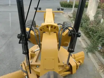 Used Caterpillar 140H Motor Grader photo 7