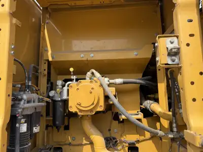 Used Caterpillar 320GC Excavator photo 3