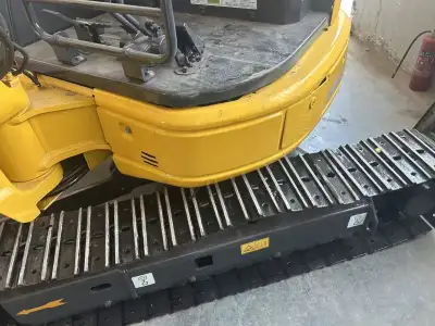 Used Komatsu PC35 Mini Excavator photo 5