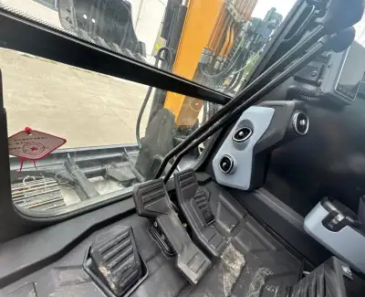 Used SANY SY55U Mini Excavator photo 8