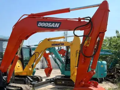 Used Doosan DX55-9C Mini Excavator photo 6
