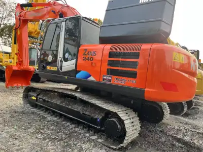 Used Hitachi 240 Excavator photo 4